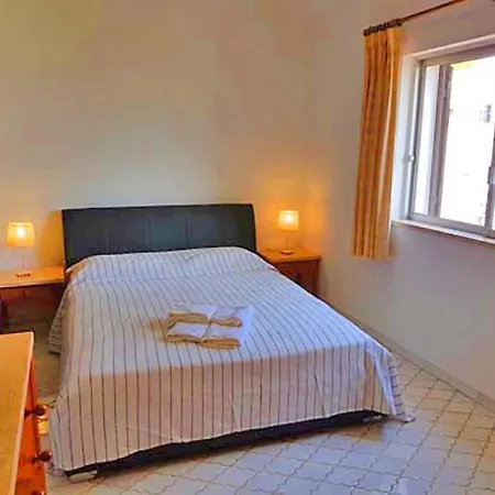 Sleeps 6 With Air Con And Wifi * Vale do Lobo